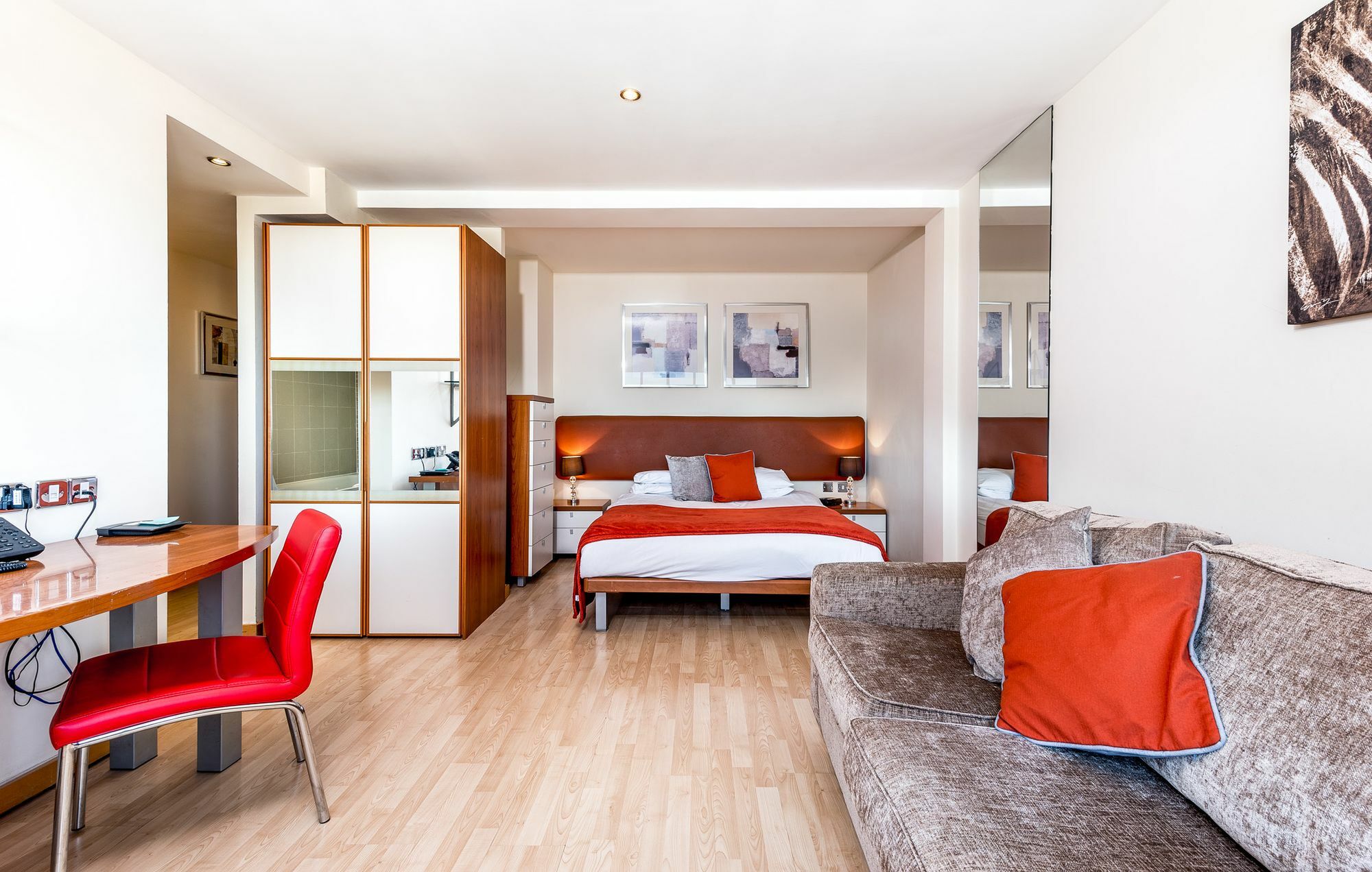 Roland House Aparthotel London Eksteriør bilde